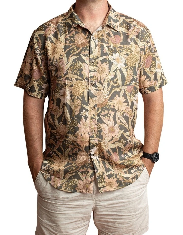 Byron Banksia Short Sleeve Shirt in Charcoal