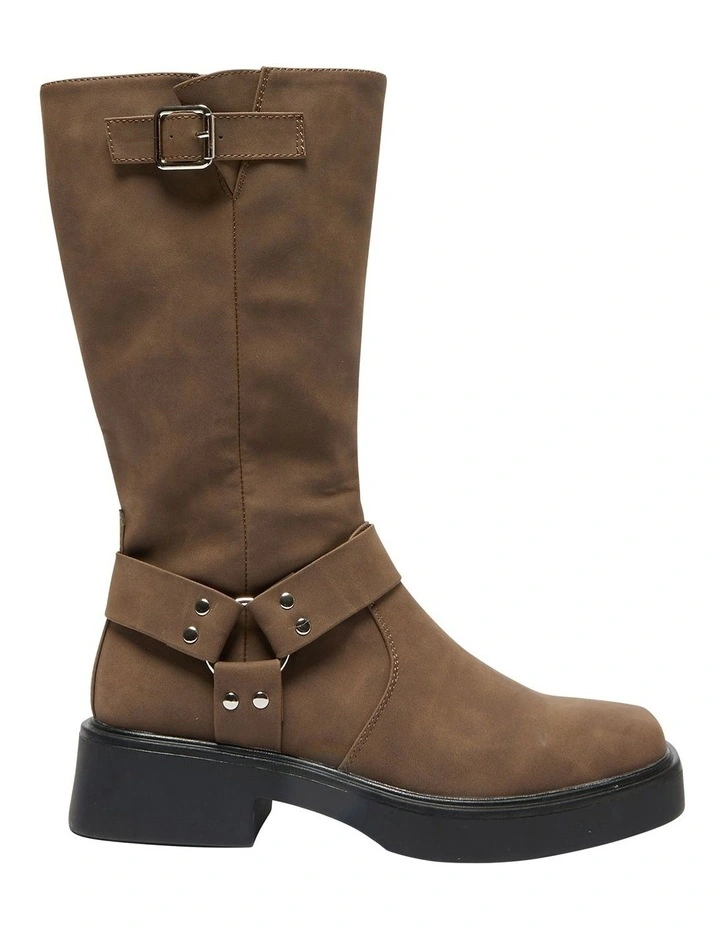 Engine Boots in Brown Nubuck