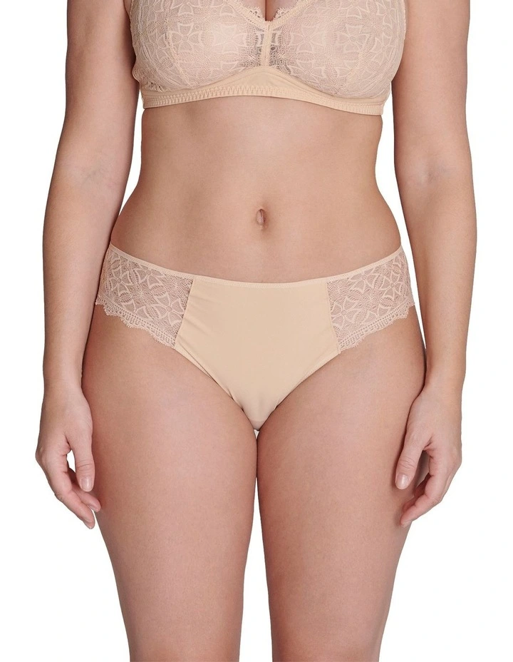 Escale Bikini Brief in Vanilla