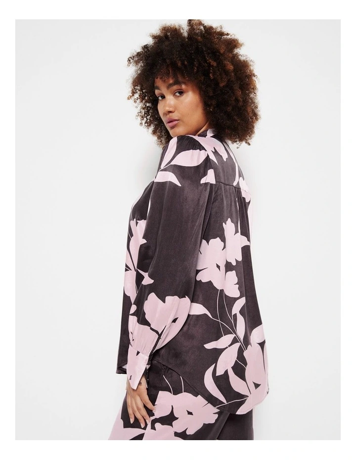 The Tie Front Print Shirt in Floral Print