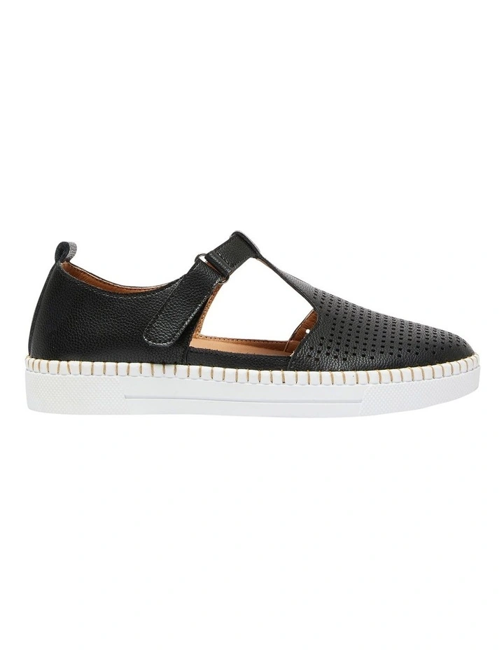 Ricky Leather Sneakers in Black