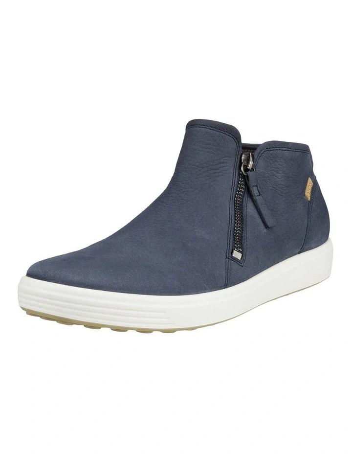 Soft 7 Boot in Blue