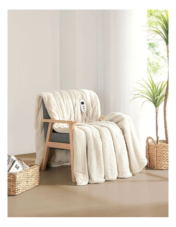 Reversible Sherpa & Coral Fleece Heated Throw in Cream