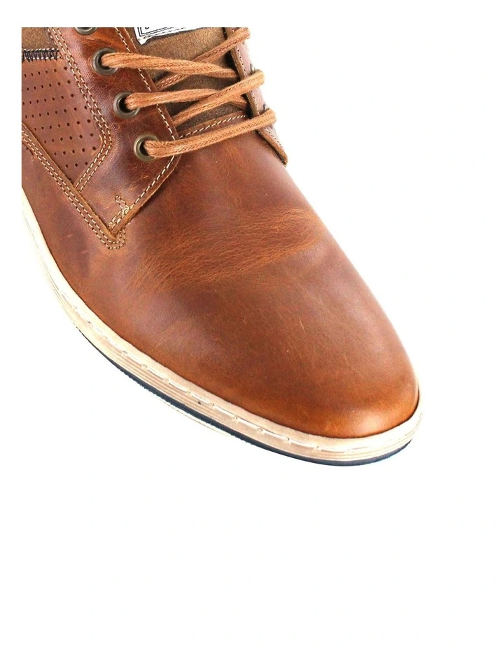 Charger Tan Sneaker in Brown