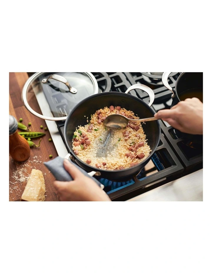 X Hybrid Nonstick Induction Covered Casserole 24cm/3.8L