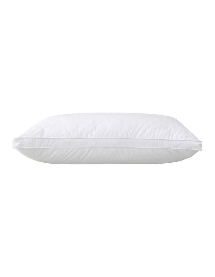 Deluxe Dream Standard Pillow Low in White