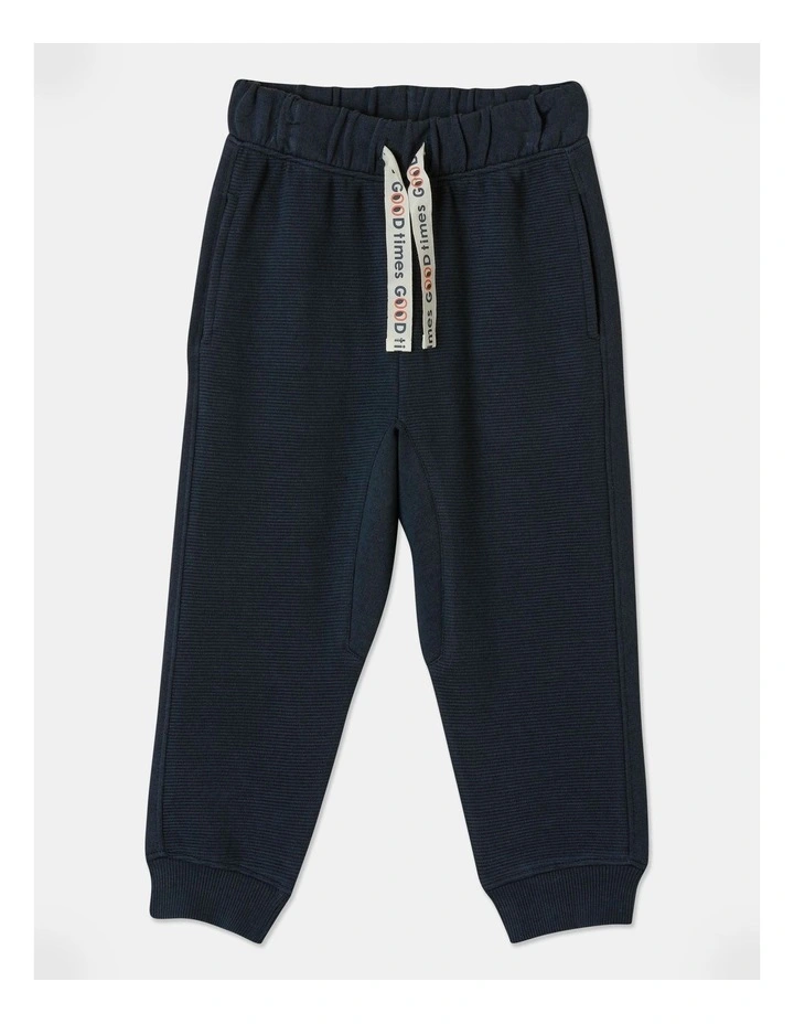 Felix Trackpants in Navy