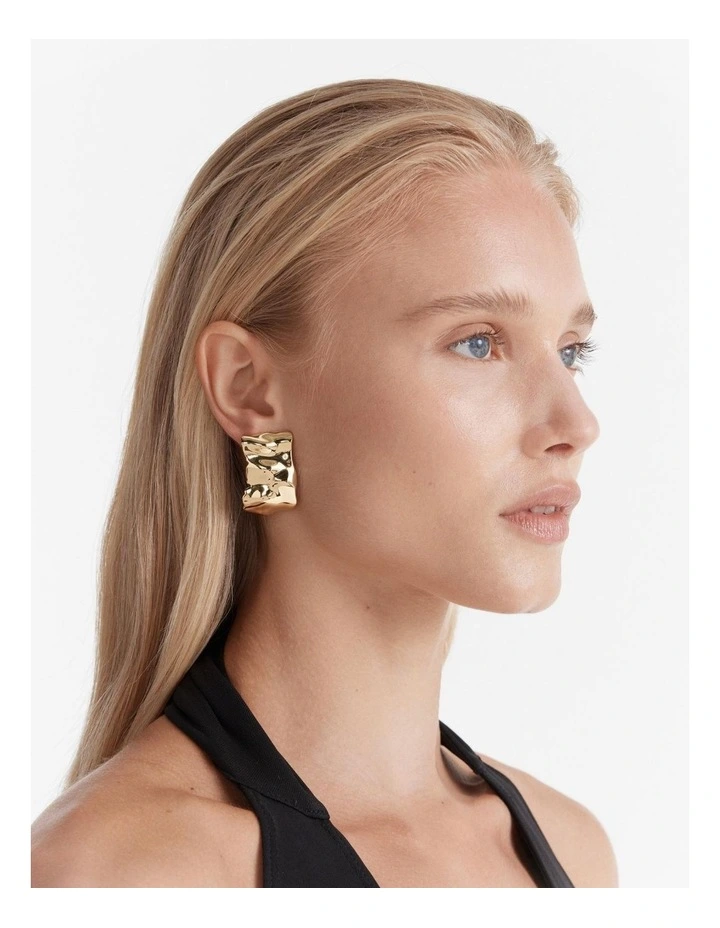 Kamino Earrings in Gold