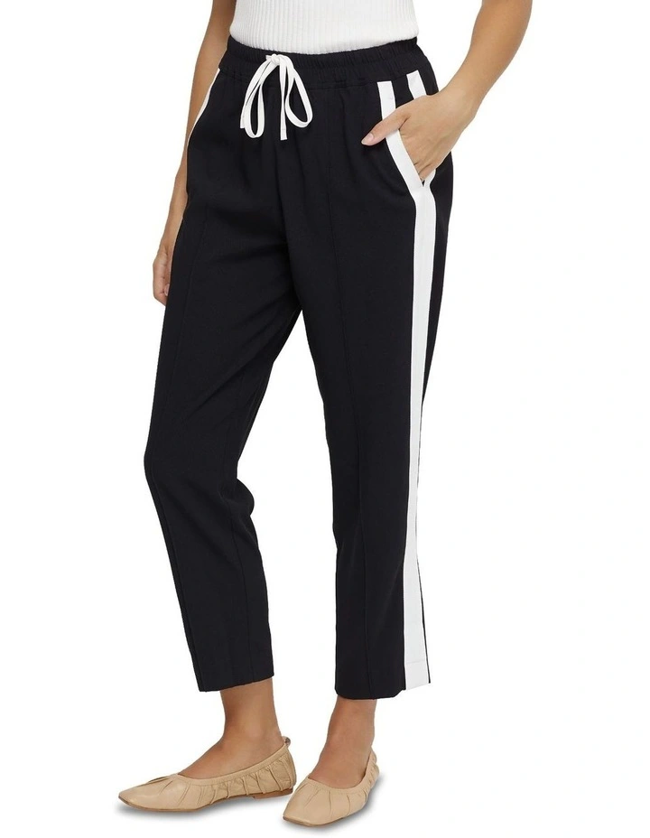 Jazminda Pants in Black