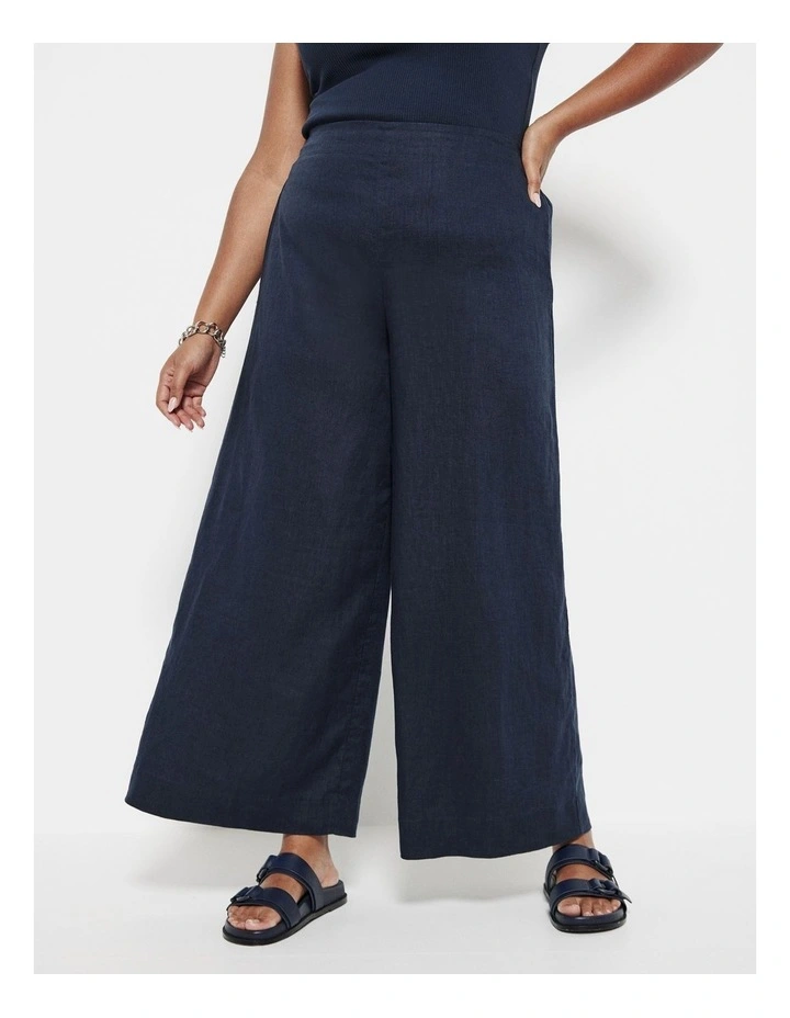 The Flat Front Linen Pant in French Navy