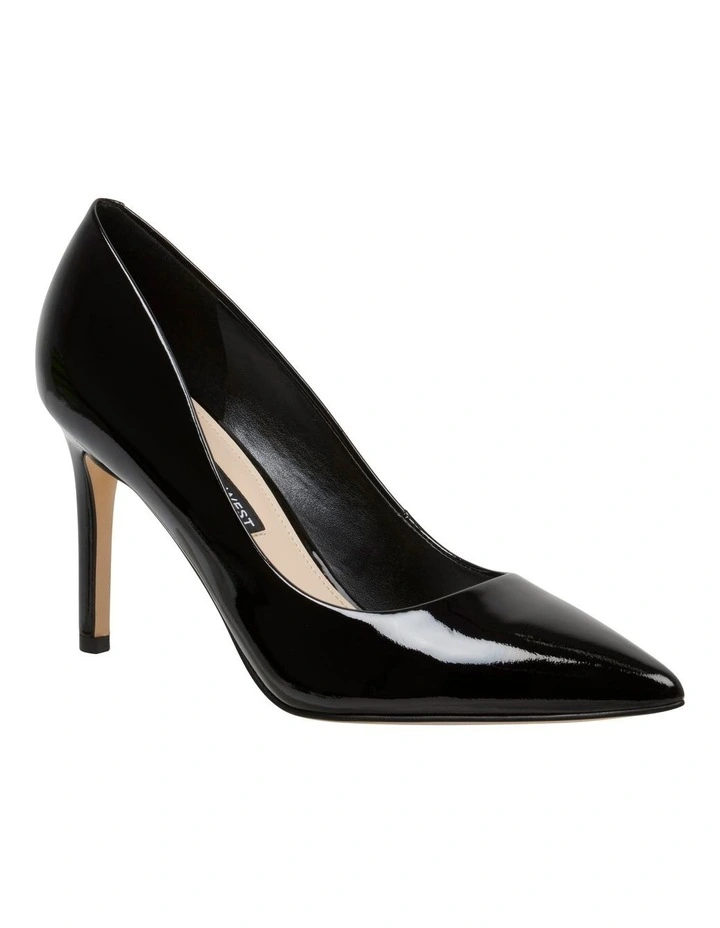 Ezra Pumps