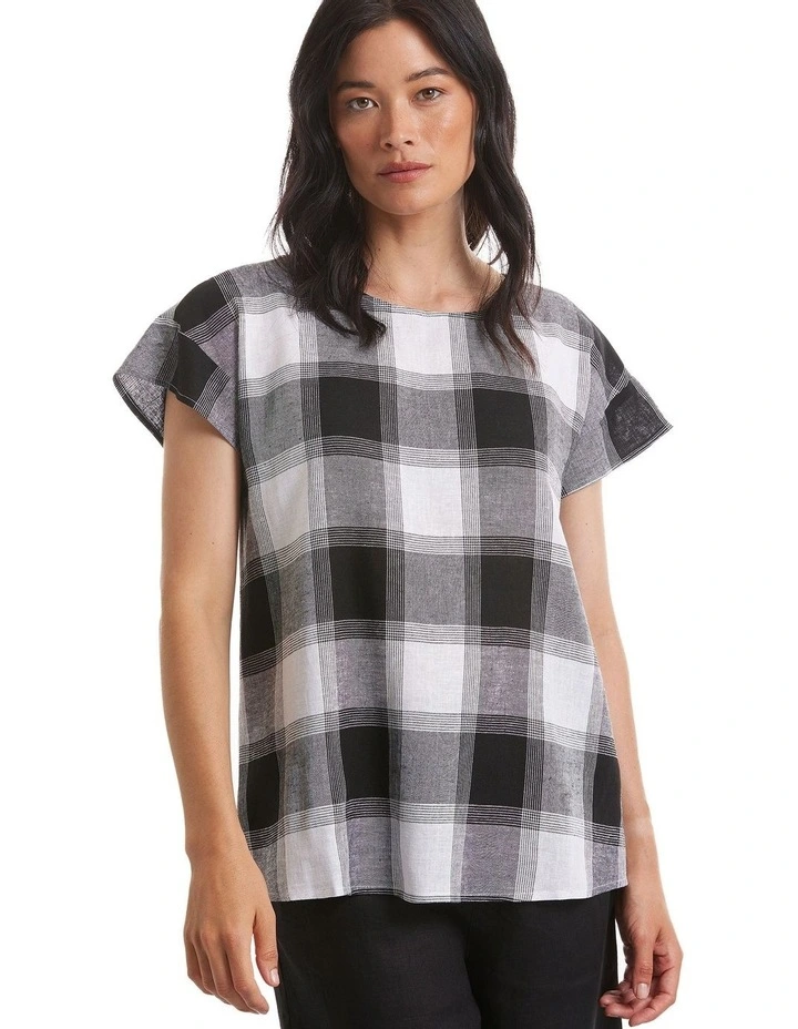 Short Sleeve Top in Black Check