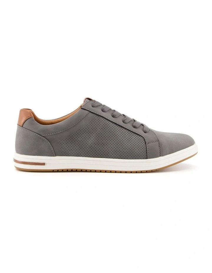 Tezzy Sneaker in Grey