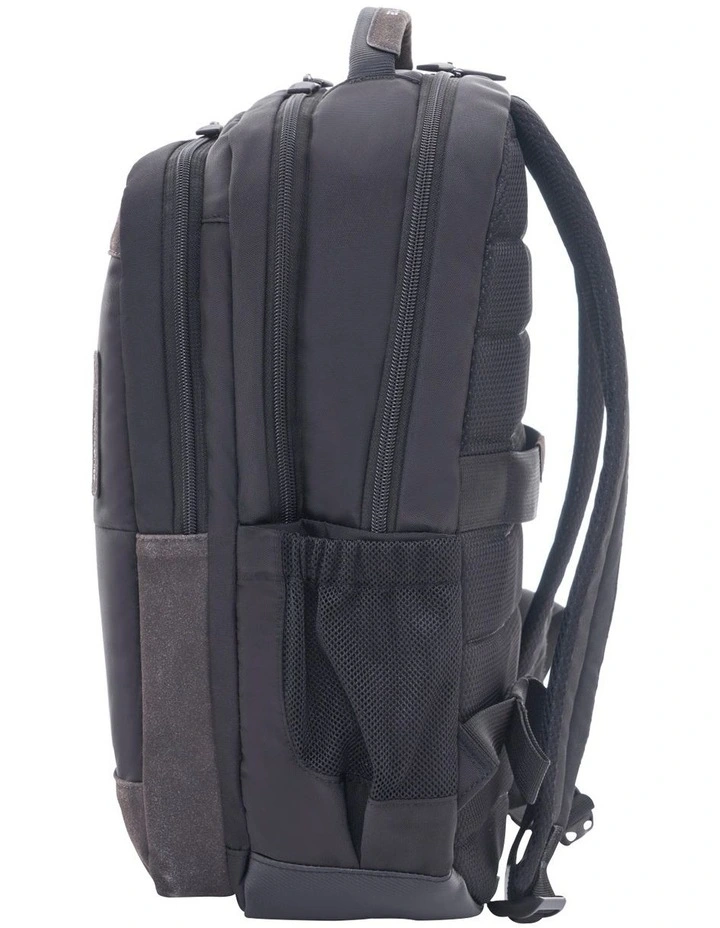 Squad Laptop Backpack II 24L in Black