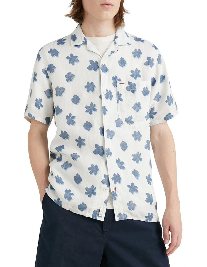 Mono Flower Short Sleeve Shirt in White/Blue Coast
