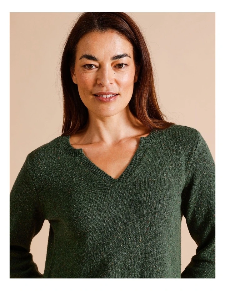 Notch Neck Jumper In Khaki Fleck