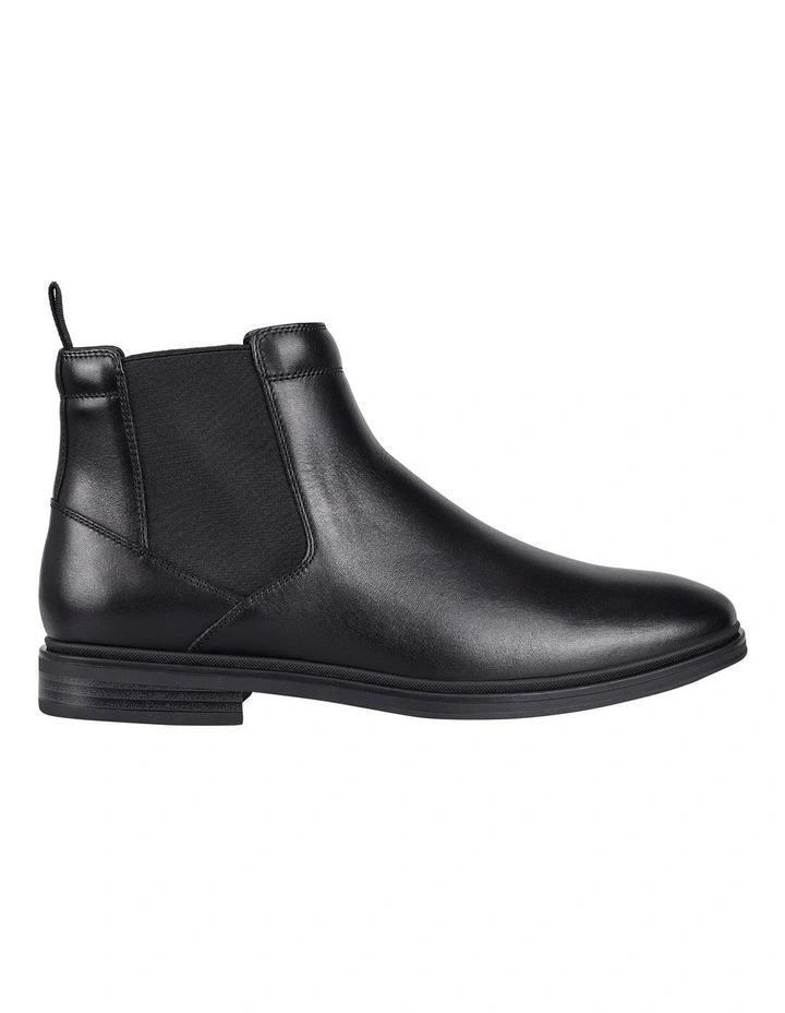 Illicit Boot in Black