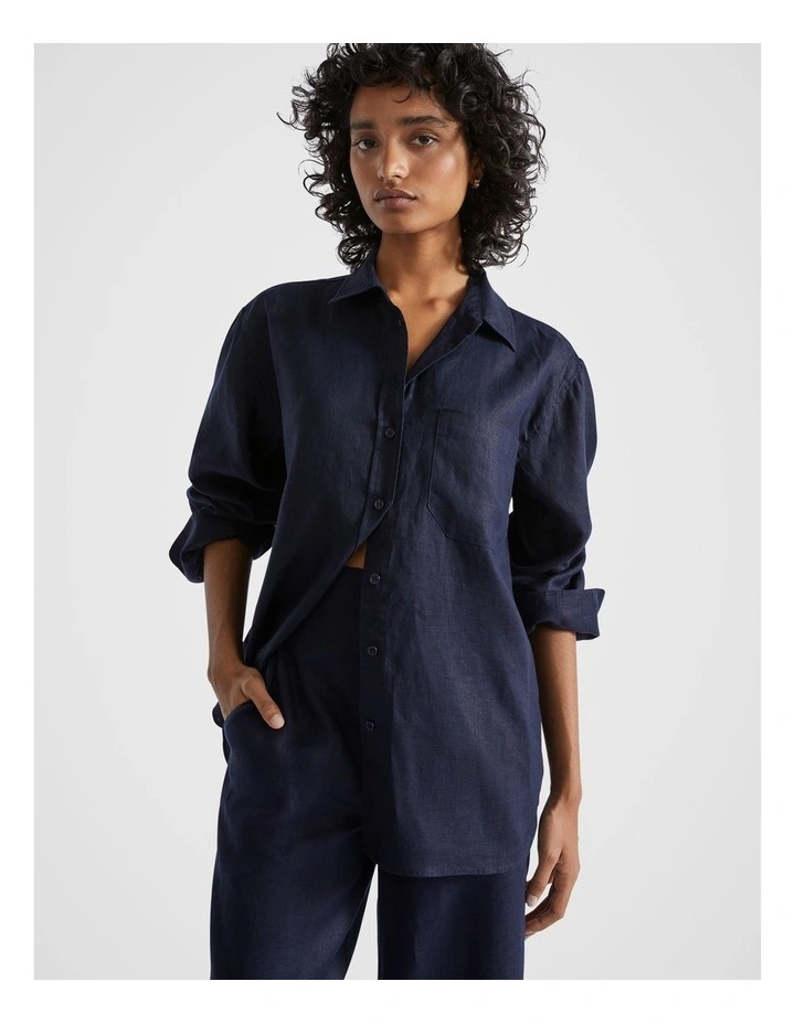 Core Linen Boyfriend Shirt in Midnight Sky