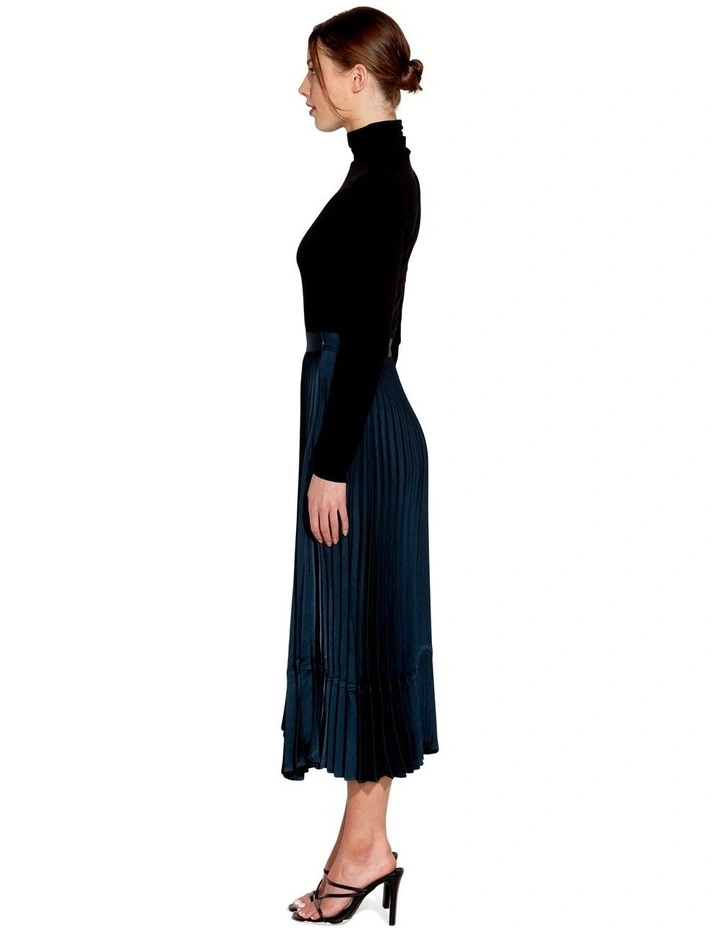 Starstruck Pleated Skirt in Teal