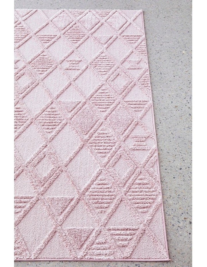 Marigold Lisa Rug in Blush