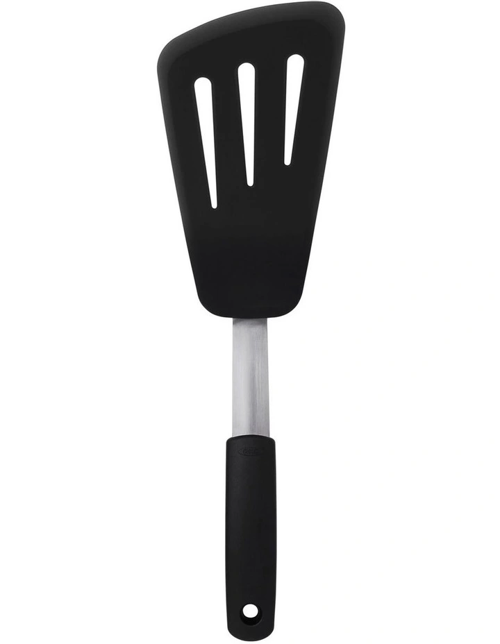 Silicone Flexible Omelet Turner in Black