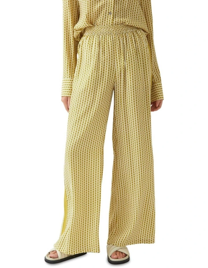 Chantel Pants With Side Leg Tape in Olive