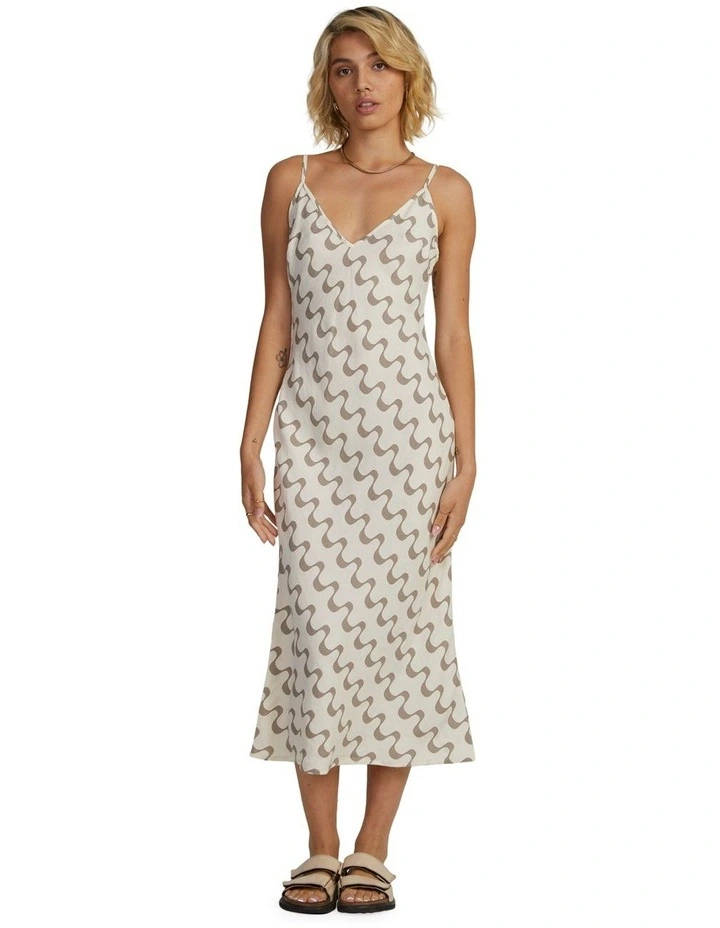 Happy Hour Everyday Bias Midi Dress in Natural