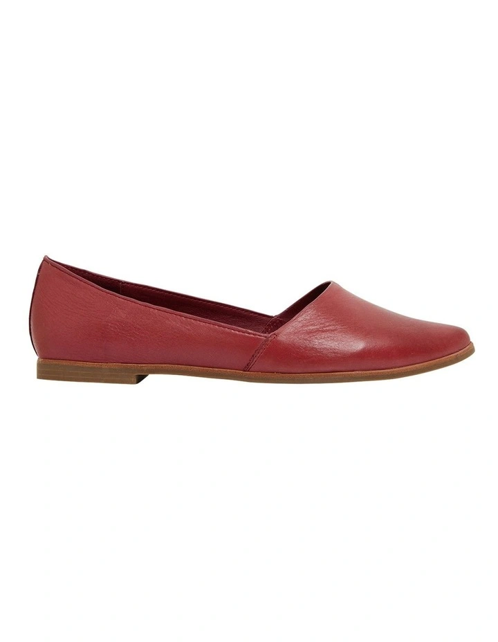 Rachael Flat Shoes in Red Leather