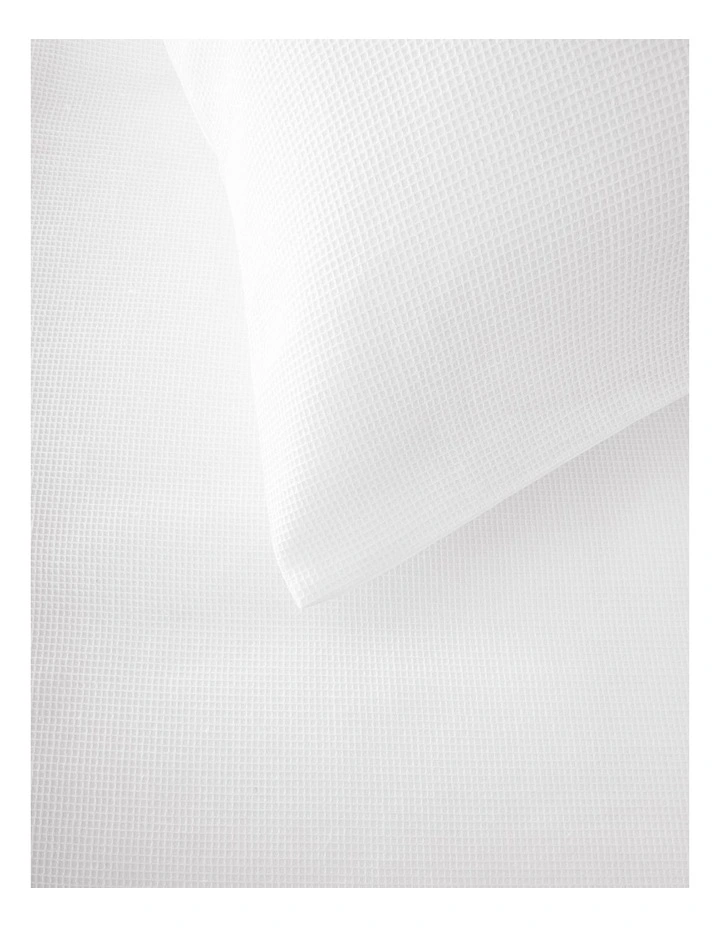 Micro Waffle Quilt Cover Set in White
