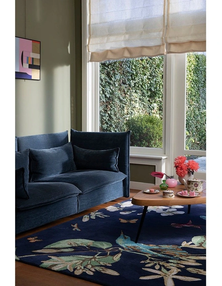 Hummingbird Rug 378180 in Navy
