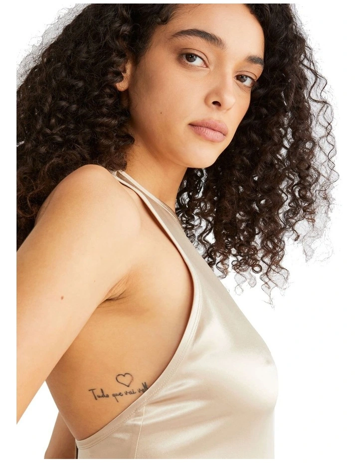 Naia Acetate Racer Neck Top in White Clay
