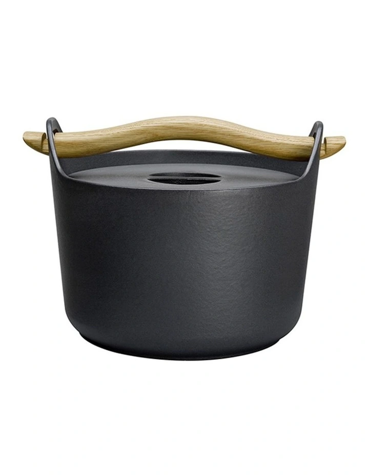 Sarpaneva 18.6x22.5cm Casserole with Wooden Handle Black
