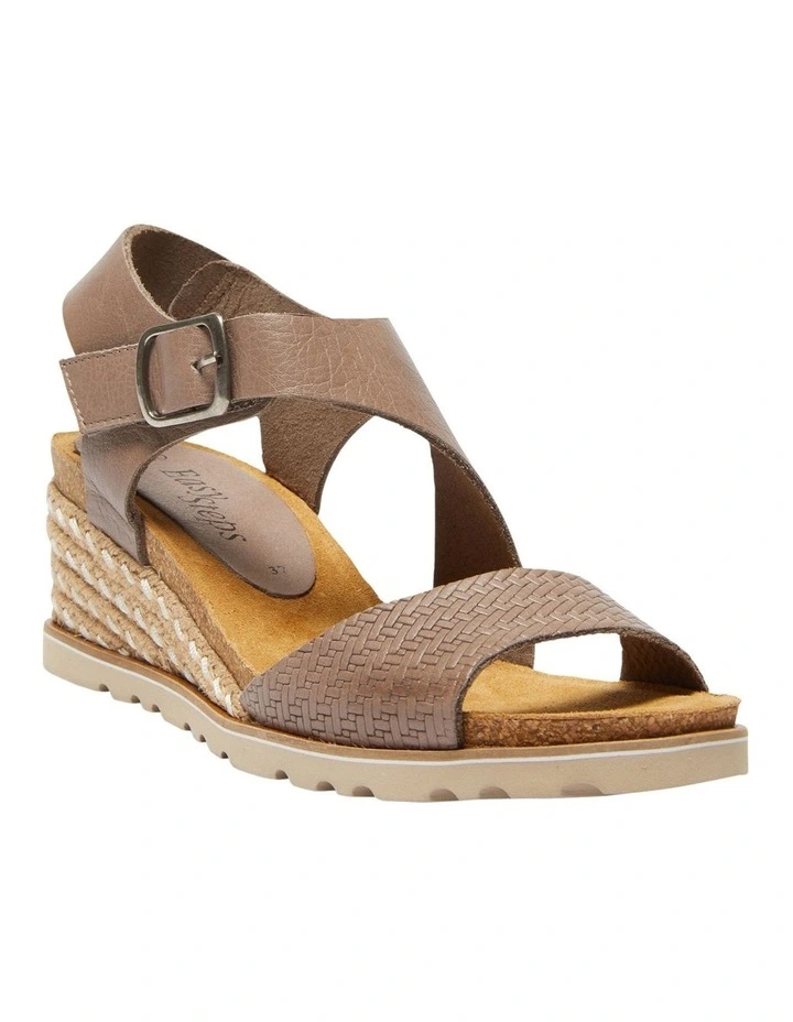 Theo Sandals in Taupe Leather