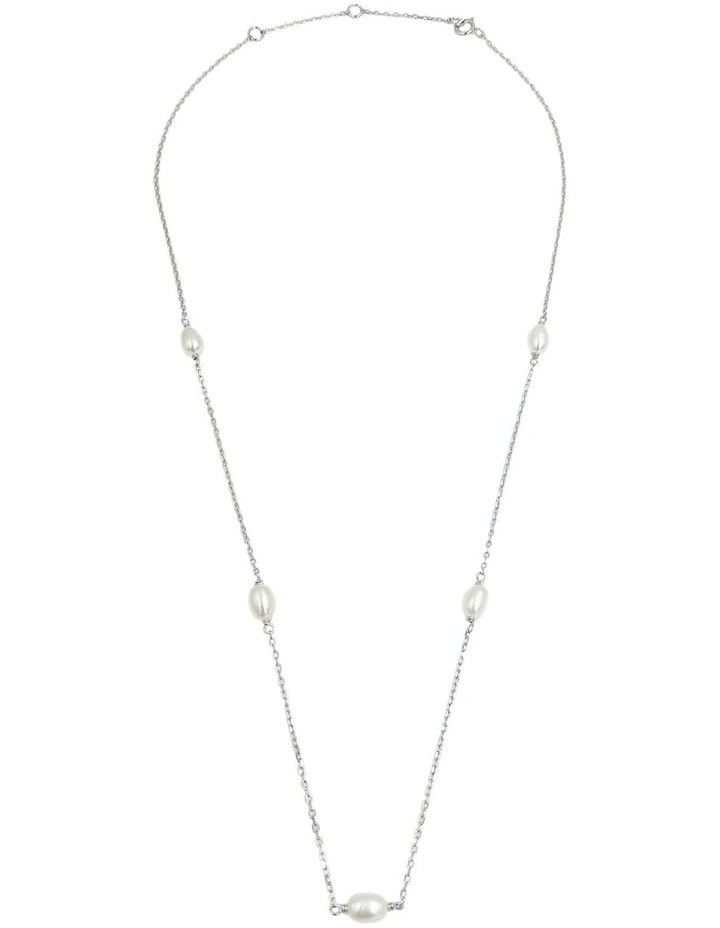 Dainty Station Pearl White Necklace