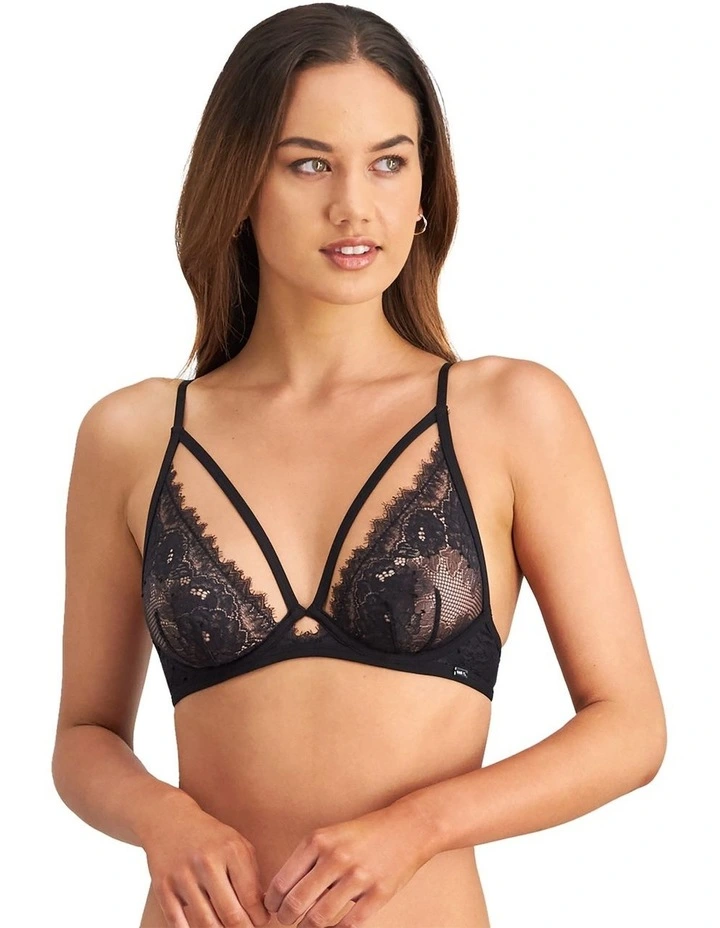 Lacey Elyse Underwire Bra in Black
