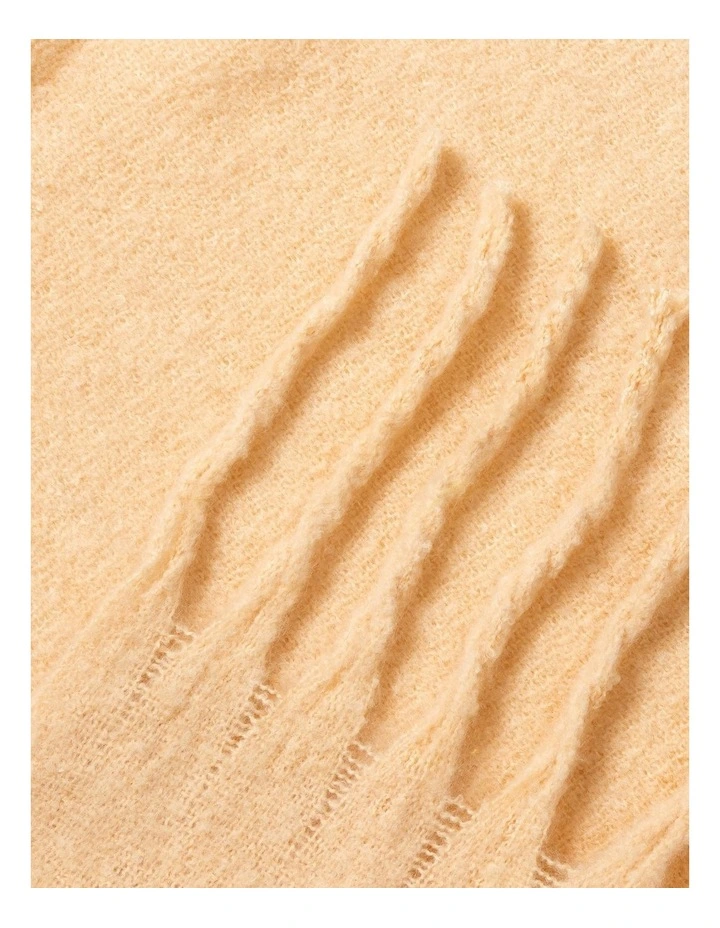 Solid Chunky Knit Winter Scarf in Camel
