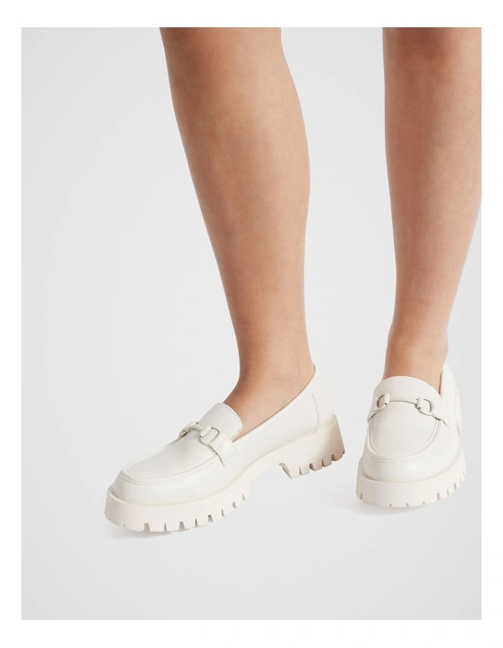Platform Loafer in Creme