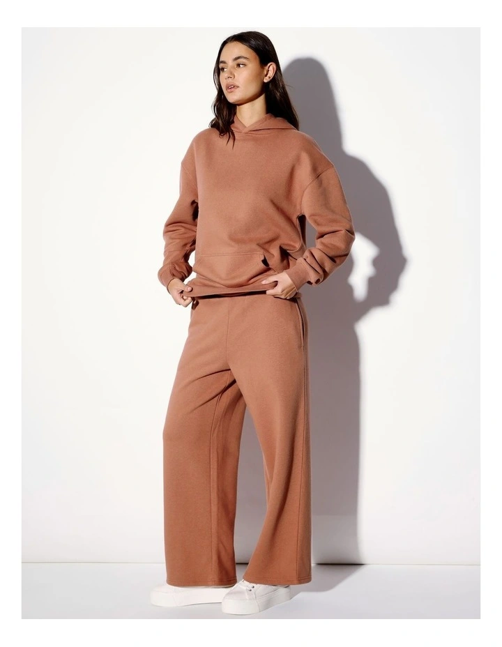 Straight Leg Trackpant in Hazelnut