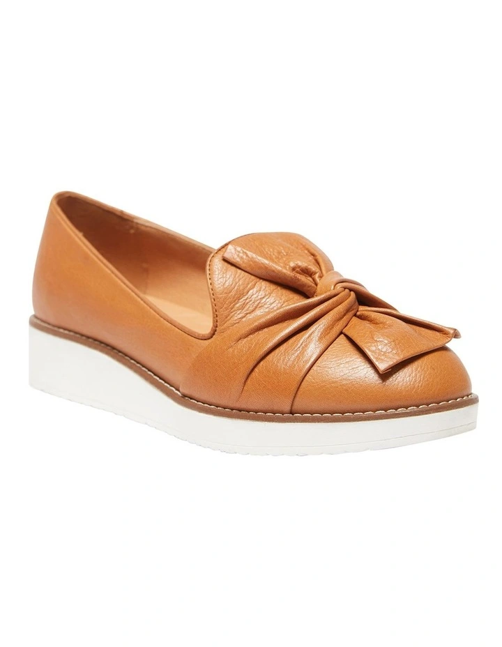 Dandy Tan Glove Flat Shoes