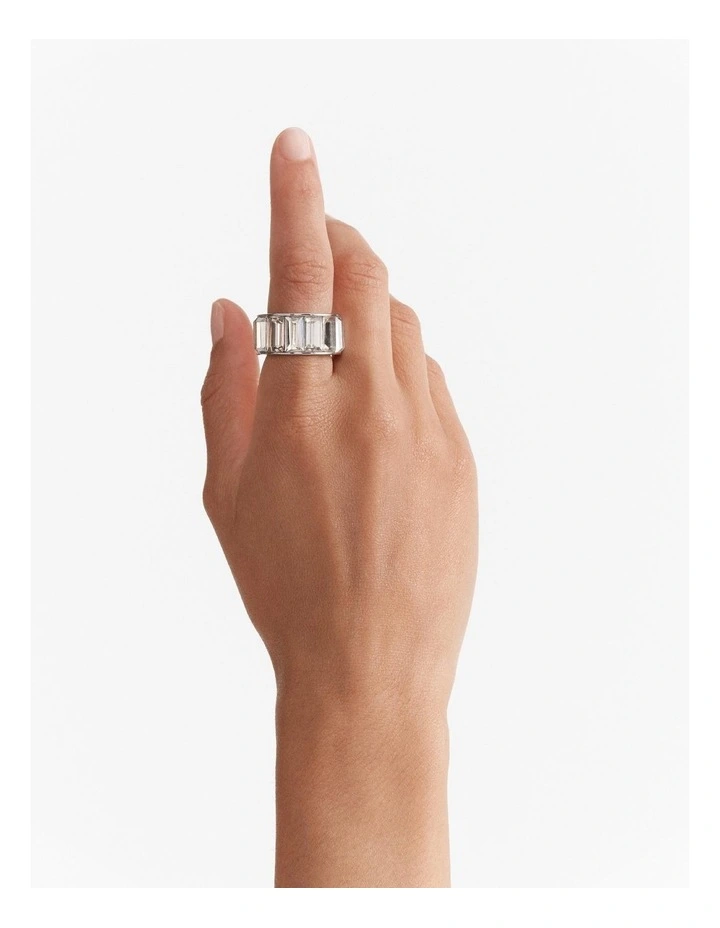 Descent Ring in Silver
