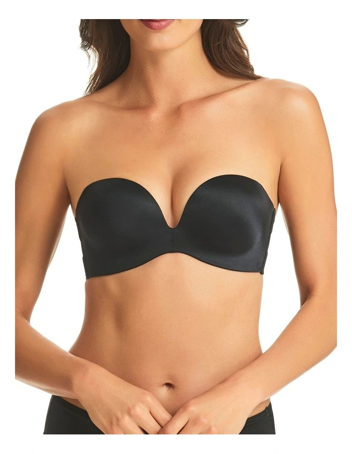 Refined 4 Way Convertible Wireless Strapless Bra in Black