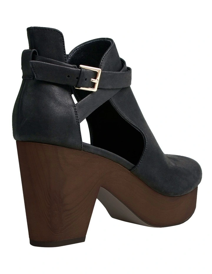 Fearless Clog Ankle Boot In Black