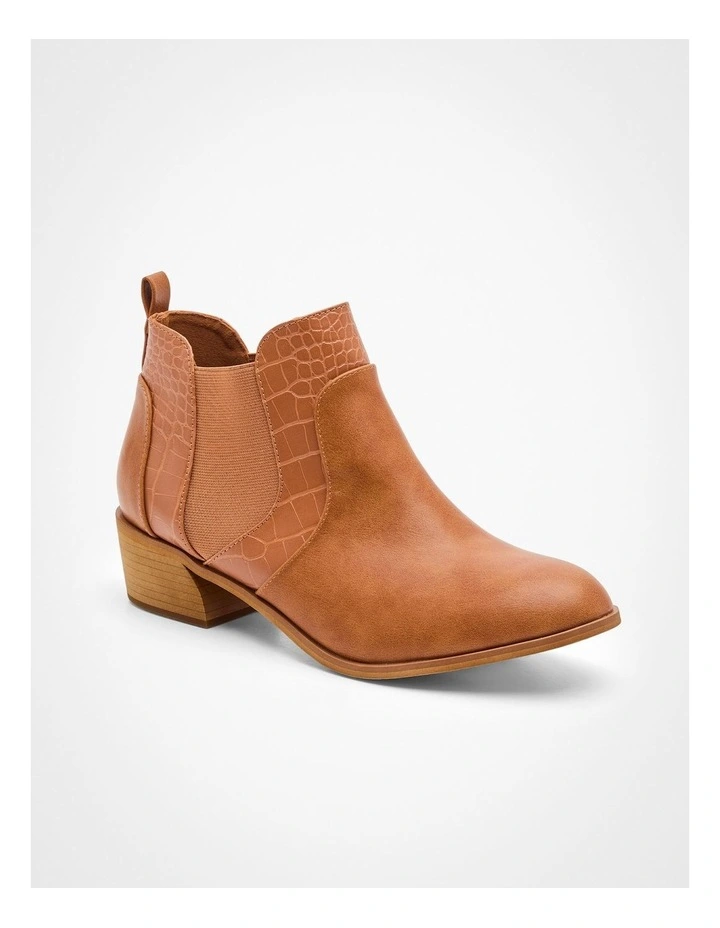 Croc Elastic Gusset Boot in Tan