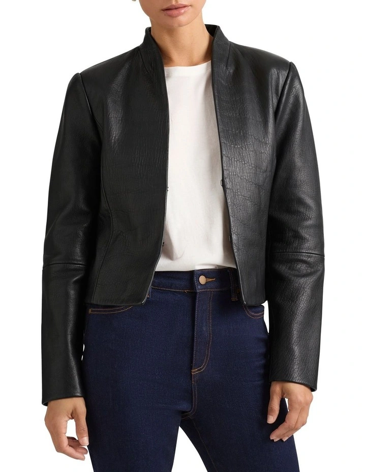 Chelsea Cropped Leather Jacket in Black