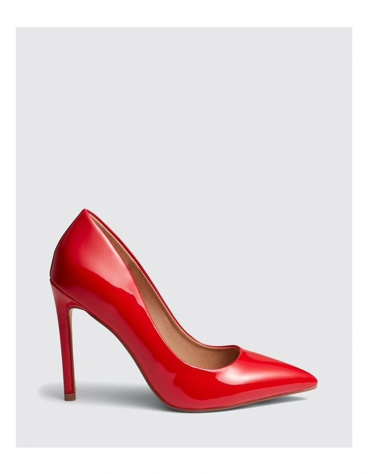 Indya Pumps in Red Patent