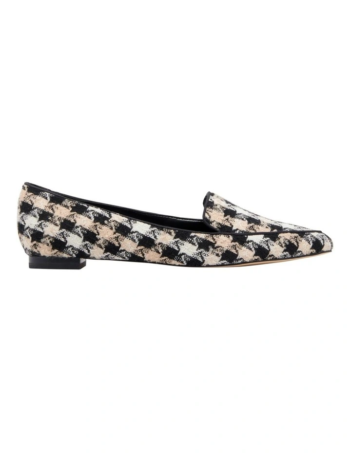 Abay Flat in Multi