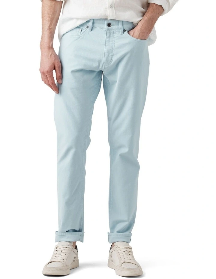 Motion 2 Straight Jean Short Leg in Marine