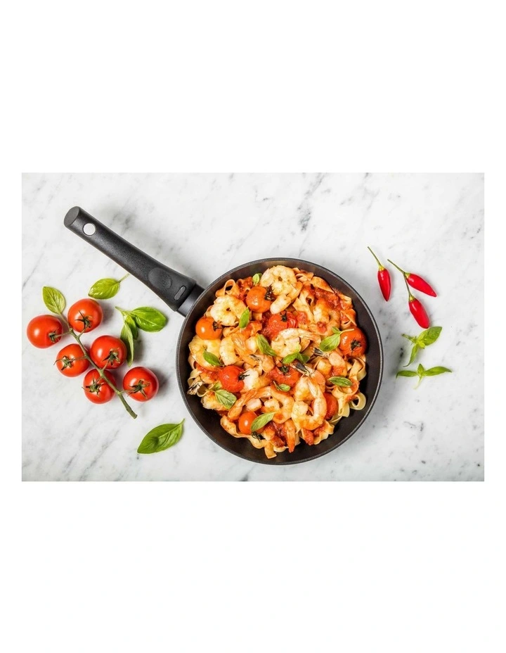 Per Salute Nonstick Induction Open French Skillet 30cm in Black
