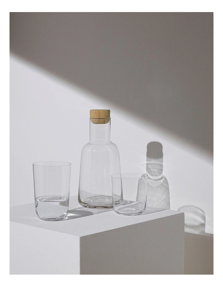 Talo Carafe in Clear