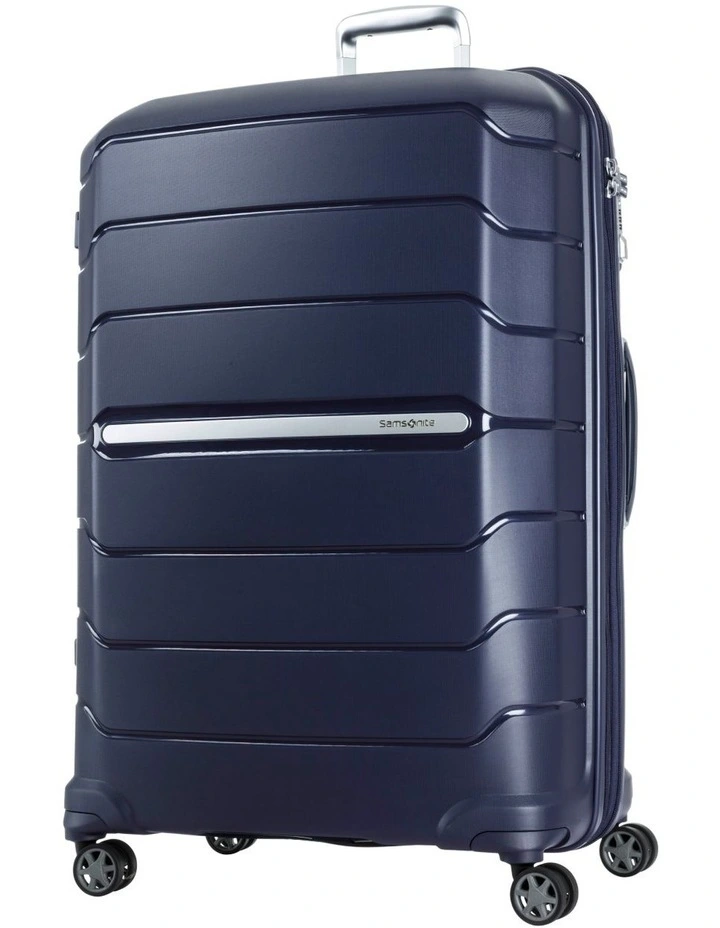 Hard Side Spinner Suitcase Oc2Lite 81cm in Navy